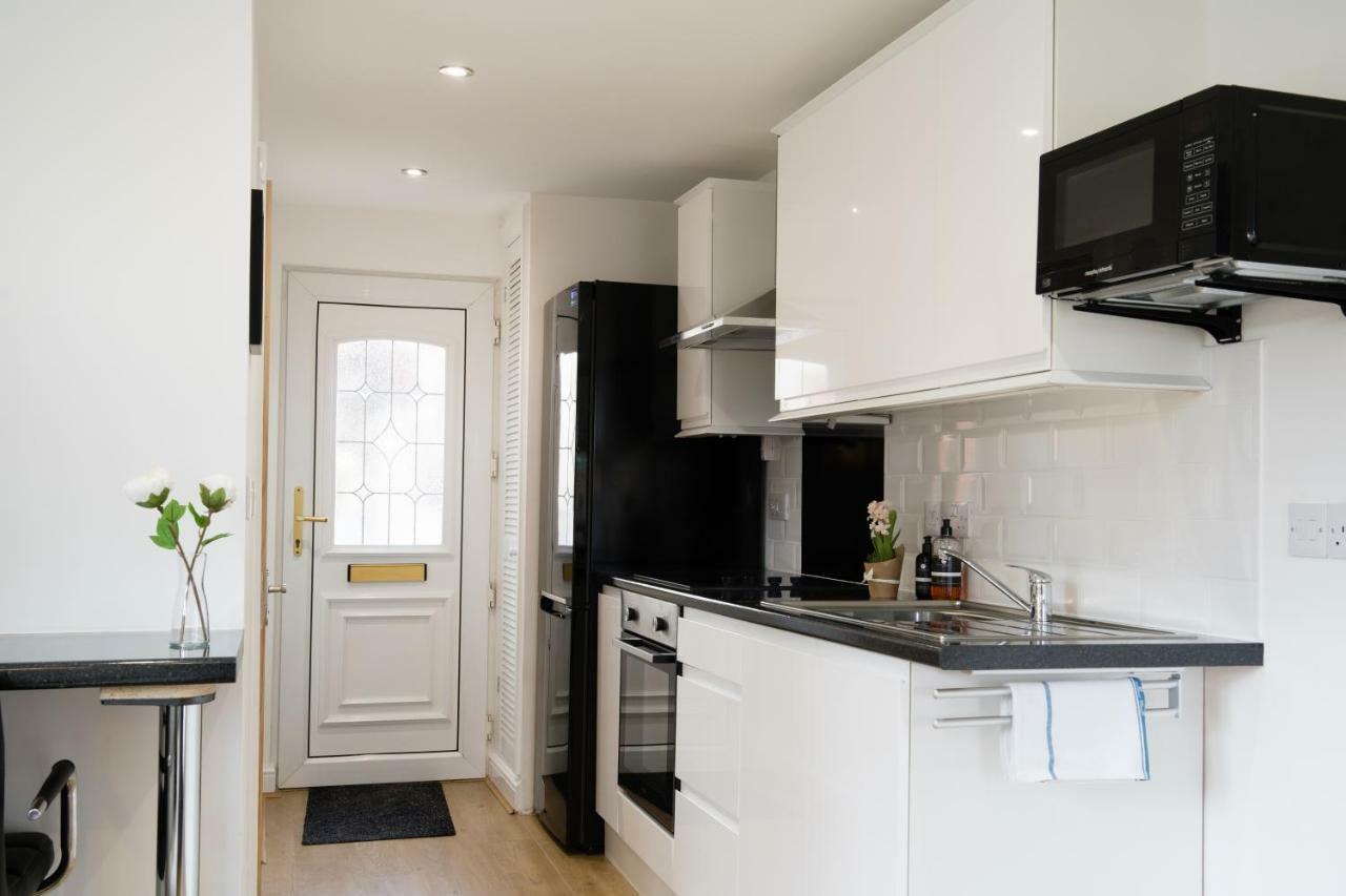 Apartmán Sea Breeze Poole Exteriér fotografie